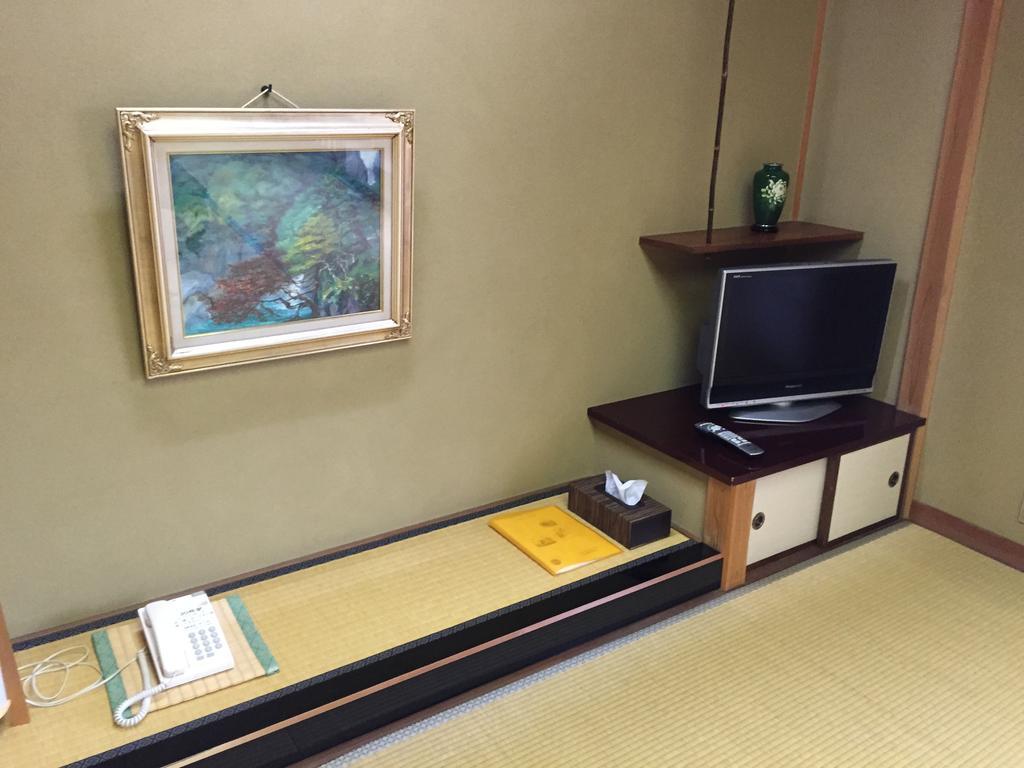 Ryokan Mitsuwa Toyooka  Exterior photo