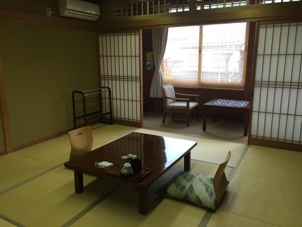 Ryokan Mitsuwa Toyooka  Exterior photo
