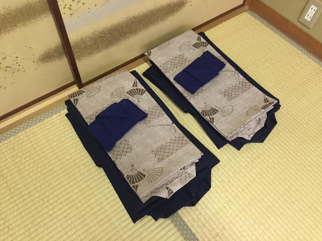 Ryokan Mitsuwa Toyooka  Exterior photo