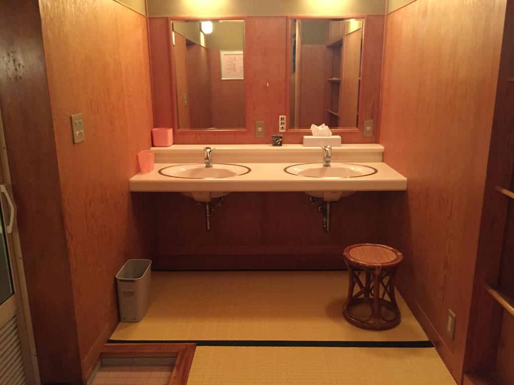 Ryokan Mitsuwa Toyooka  Exterior photo